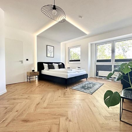 Modern Apartment - Fuer Freunde & Familien, Stadtnah, Parkplatz, E-Ladestation, Gitterbox Fuer Fahrraeder, Fitnessstudio, Digitale Gaestemappe Mit Restaurant- Und Unternehmenstipps Koblencja Zewnętrze zdjęcie
