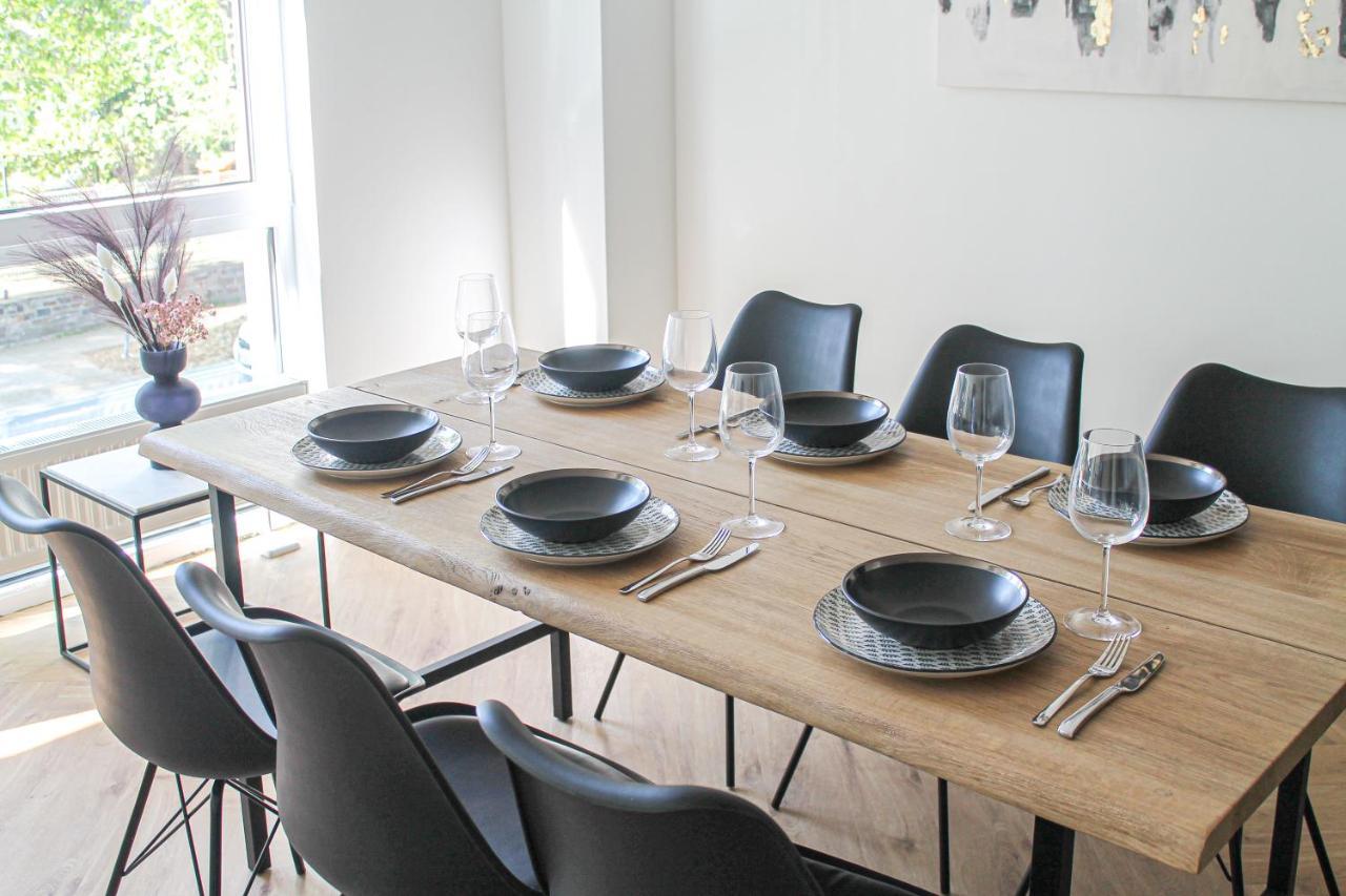 Modern Apartment - Fuer Freunde & Familien, Stadtnah, Parkplatz, E-Ladestation, Gitterbox Fuer Fahrraeder, Fitnessstudio, Digitale Gaestemappe Mit Restaurant- Und Unternehmenstipps Koblencja Zewnętrze zdjęcie